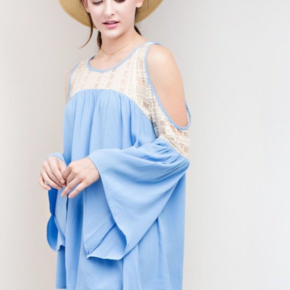 Kori America Lace Keyhole Sleeve Top, Blue - Picture 4 of 6